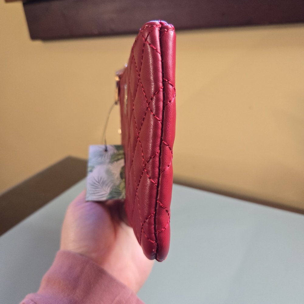 BADGLEY MISCHKA Diamond Quilted Clutch Wristlet, Red - Picture 4 of 10